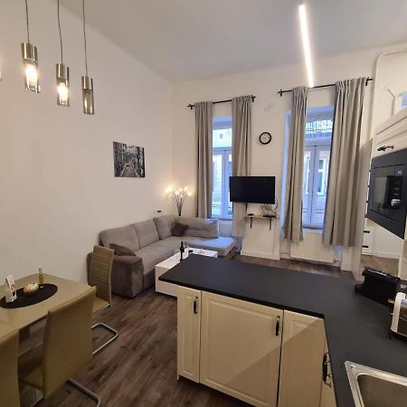 Akácfa Boutique Apartment Budapest Esterno foto