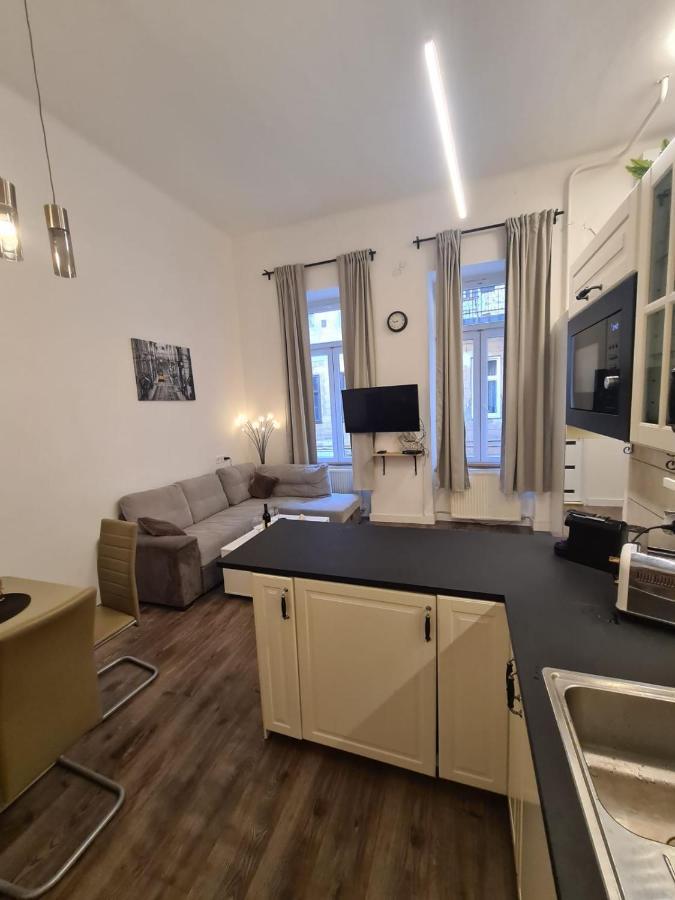 Akácfa Boutique Apartment Budapest Esterno foto